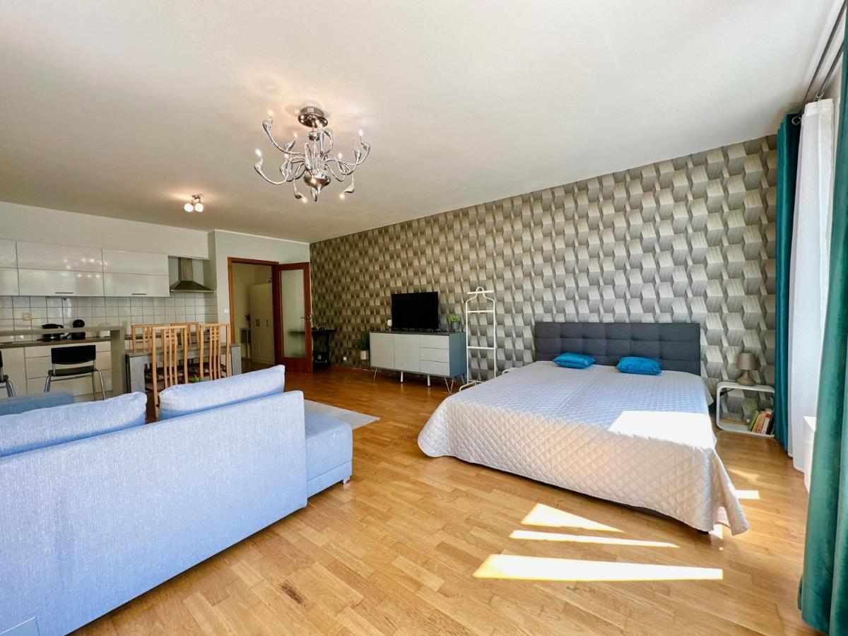 Apartmán Rezidence Jeseniova Praha Exteriér fotografie
