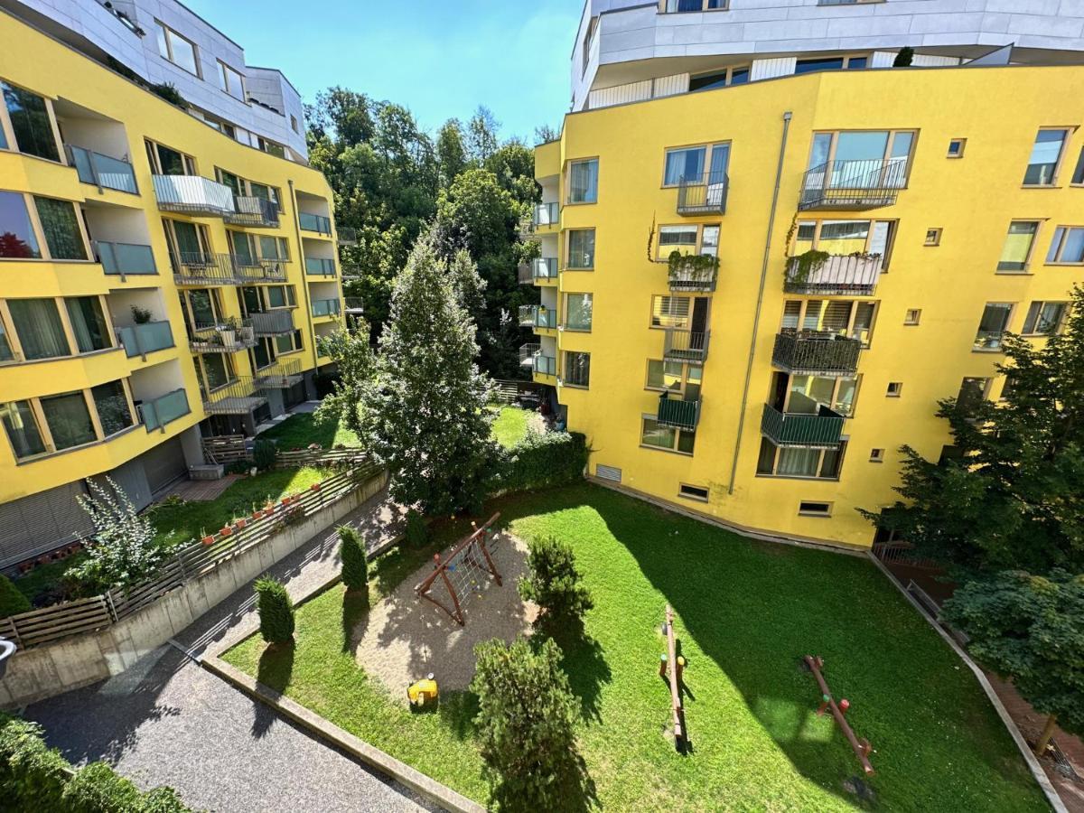Apartmán Rezidence Jeseniova Praha Exteriér fotografie